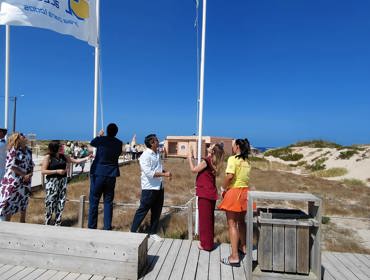 Hastear Bandeira Ouro Lourinha .jpeg