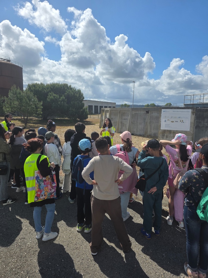 Alunos visitam SMPorto (5).jpeg